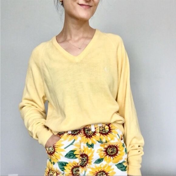 Christian Dior made in USA 100% Orlon acrylic V-neck sweater Butter yeliow M - Picture 1 of 9